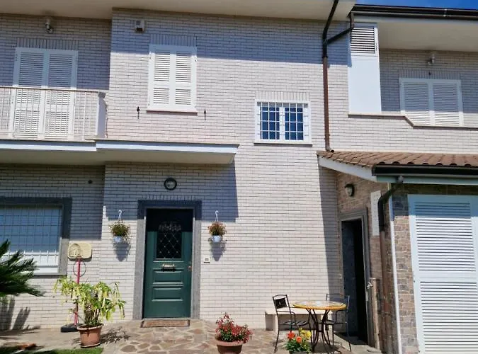 Castelbarco House A Maison d'hôtes 4*